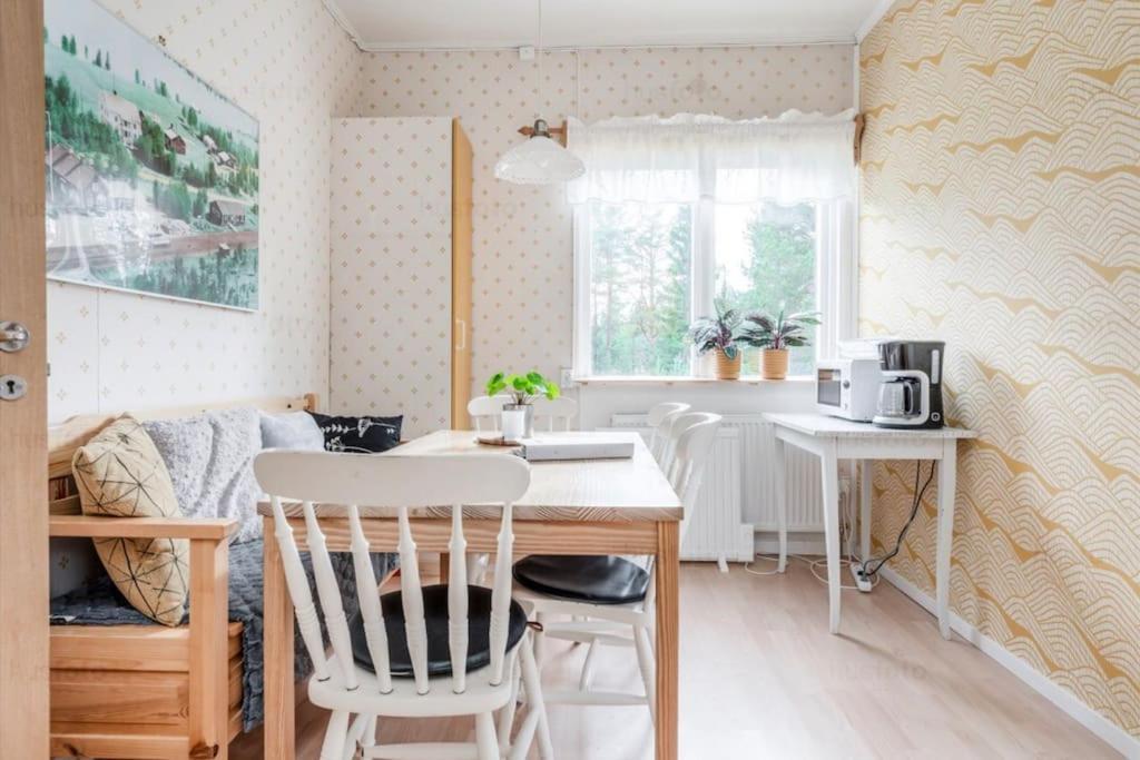 Fjaellnaera Stuga Med Laengdspar & Sjoe I Naerheten Vemhån Buitenkant foto